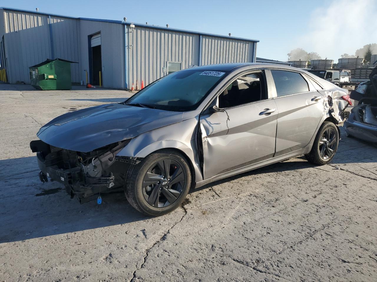Salvage Hyundai ELANTRA Image