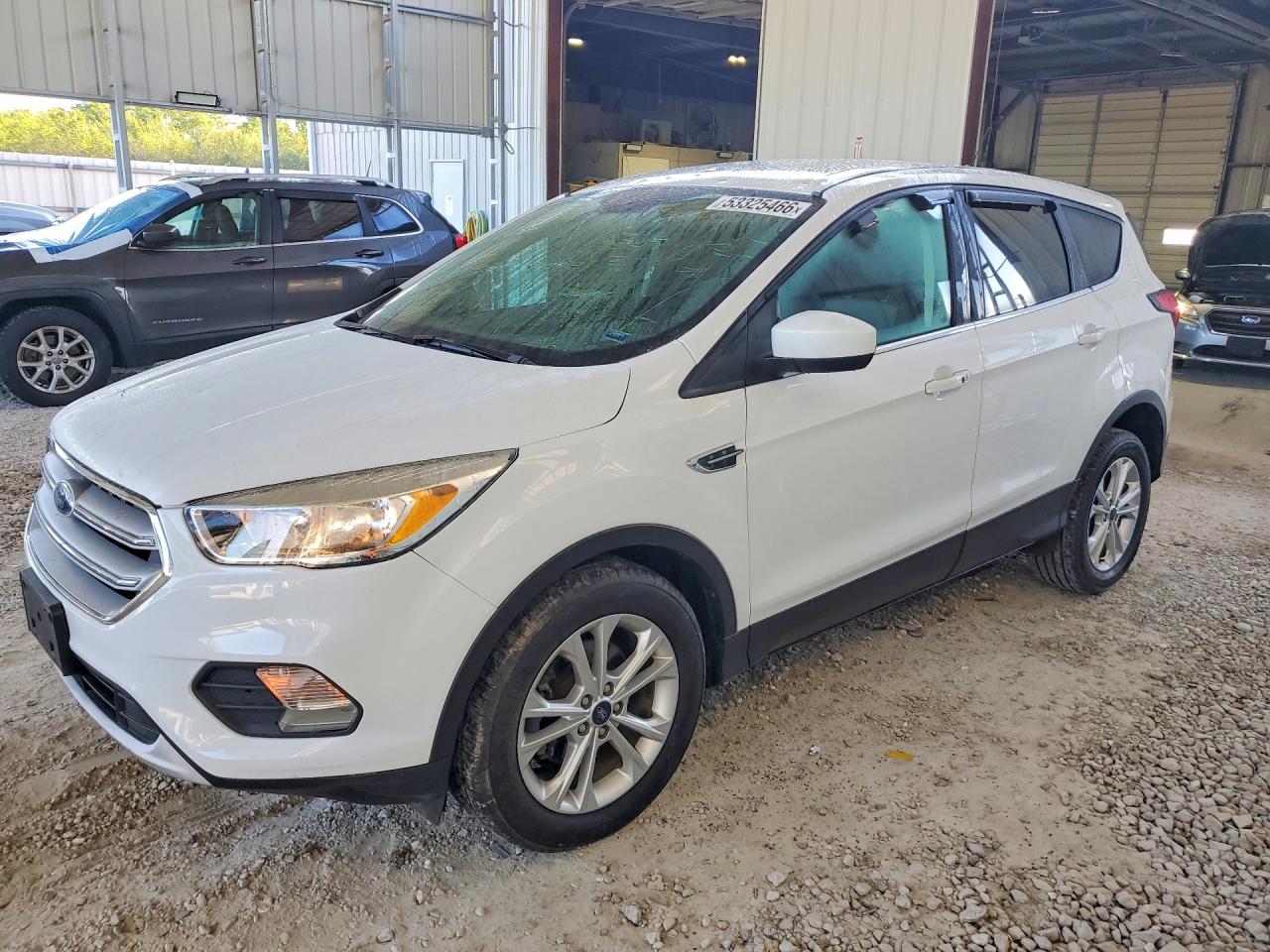 Salvage Ford Escape Image