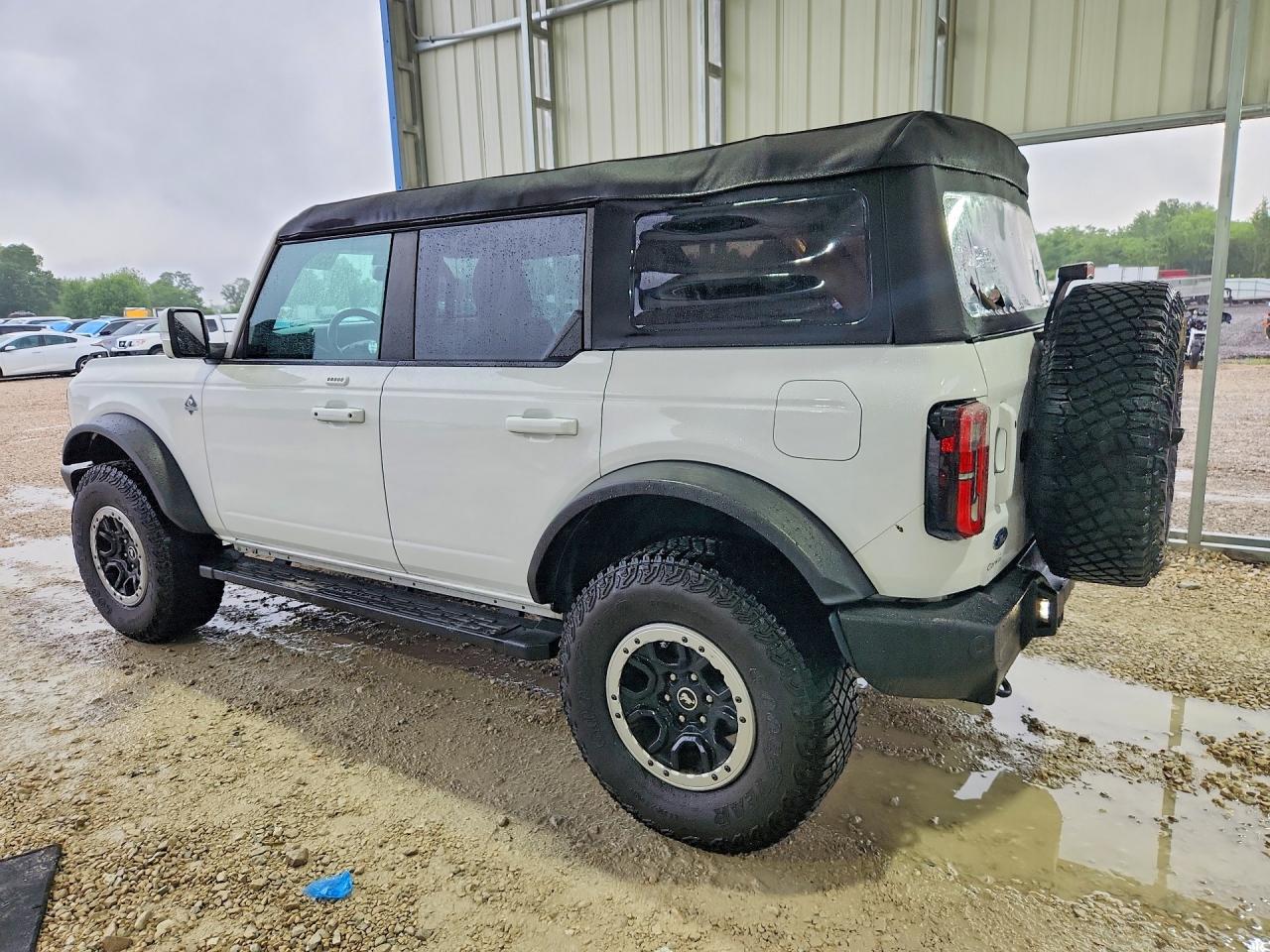Ford Bronco Base