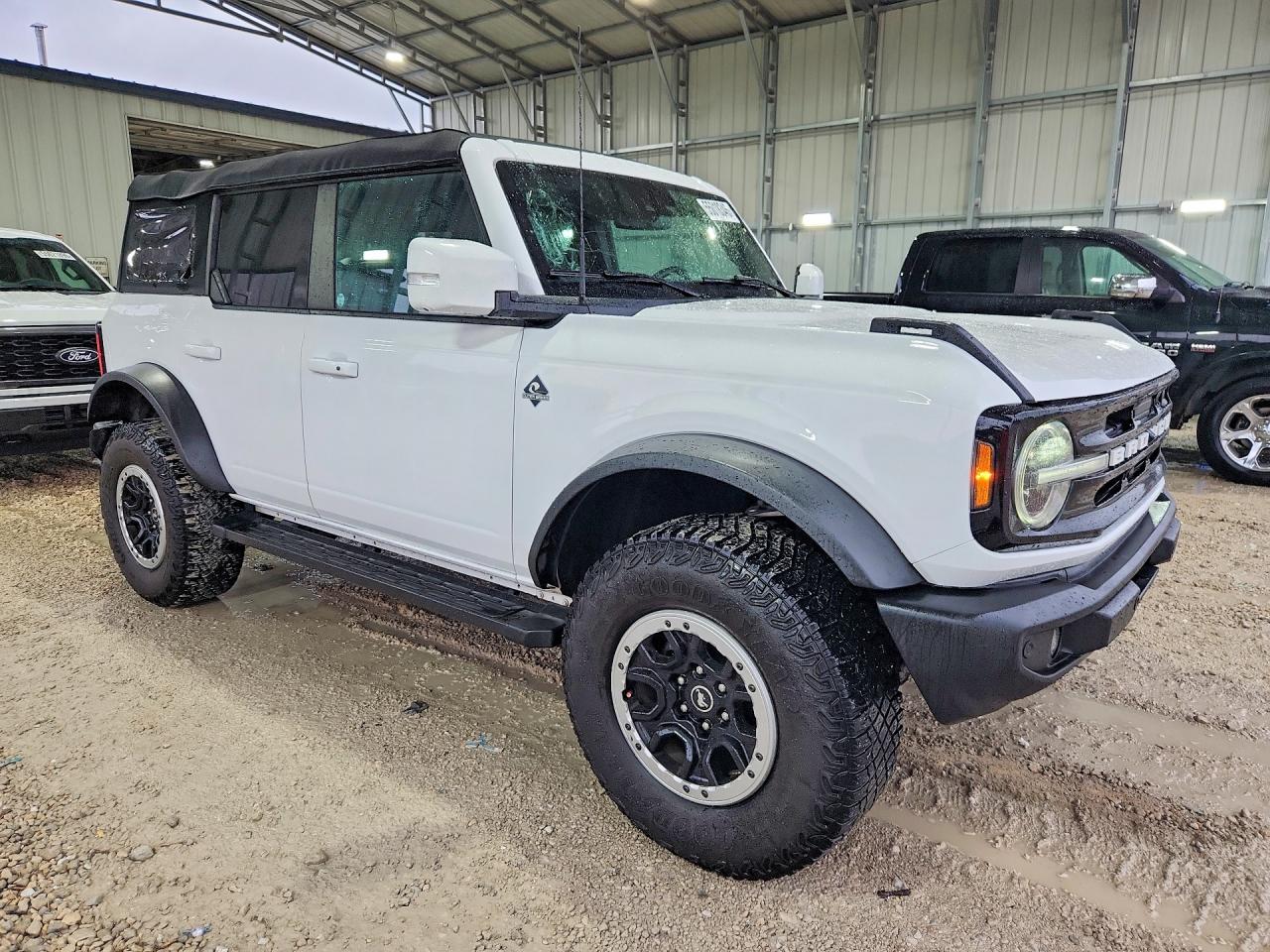 Ford Bronco Base