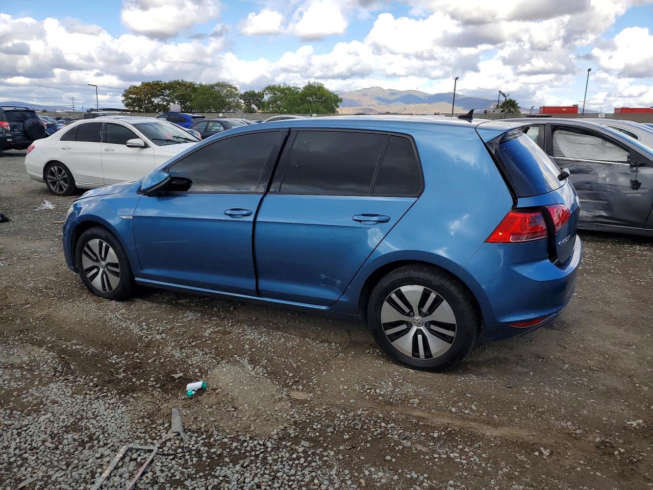 Volkswagen Golf Sel Premium