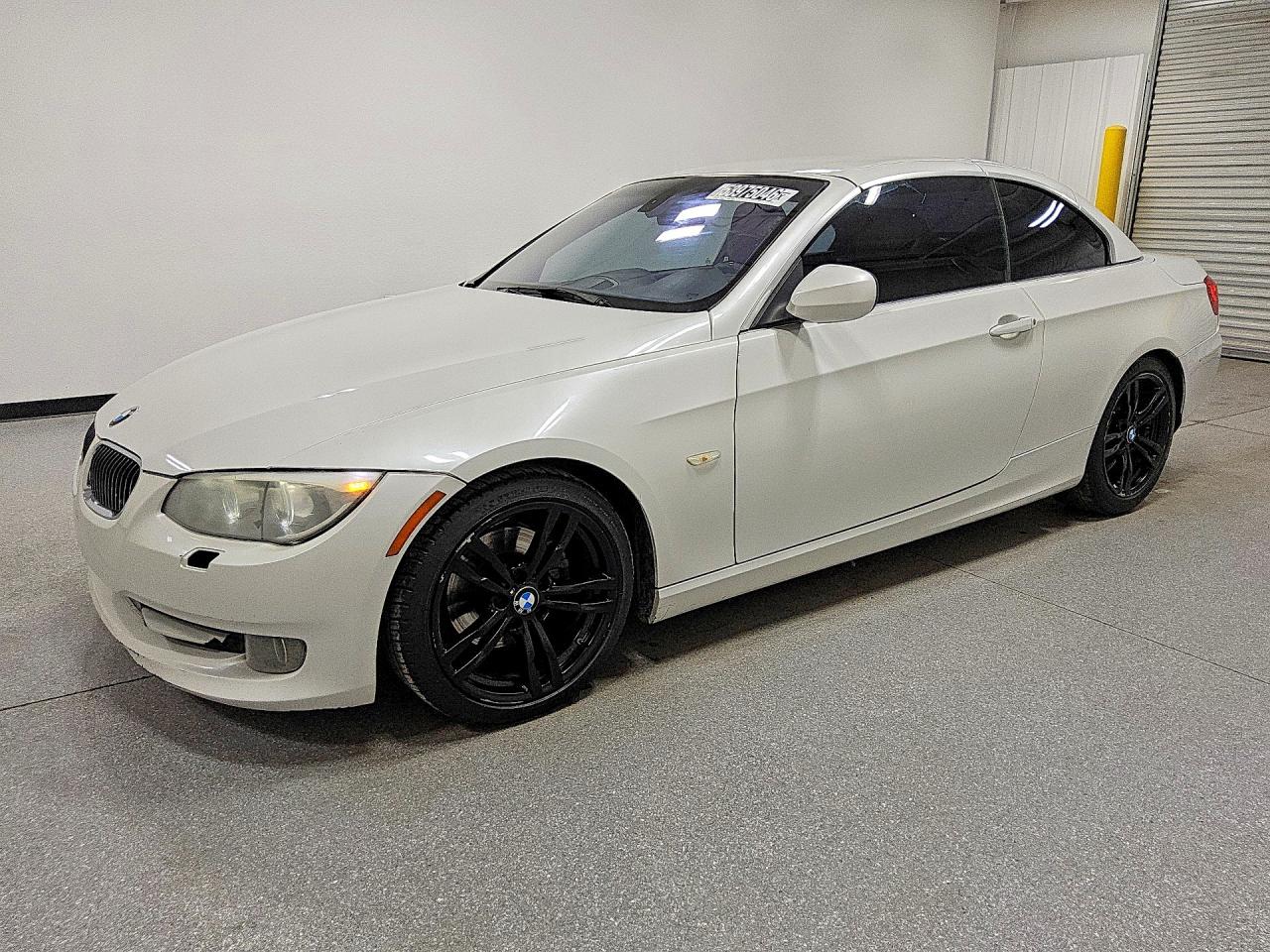 Salvage BMW 3 Series Image