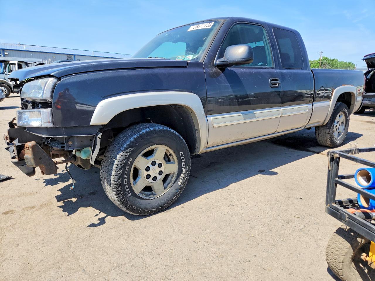Salvage Chevrolet Silverado Image