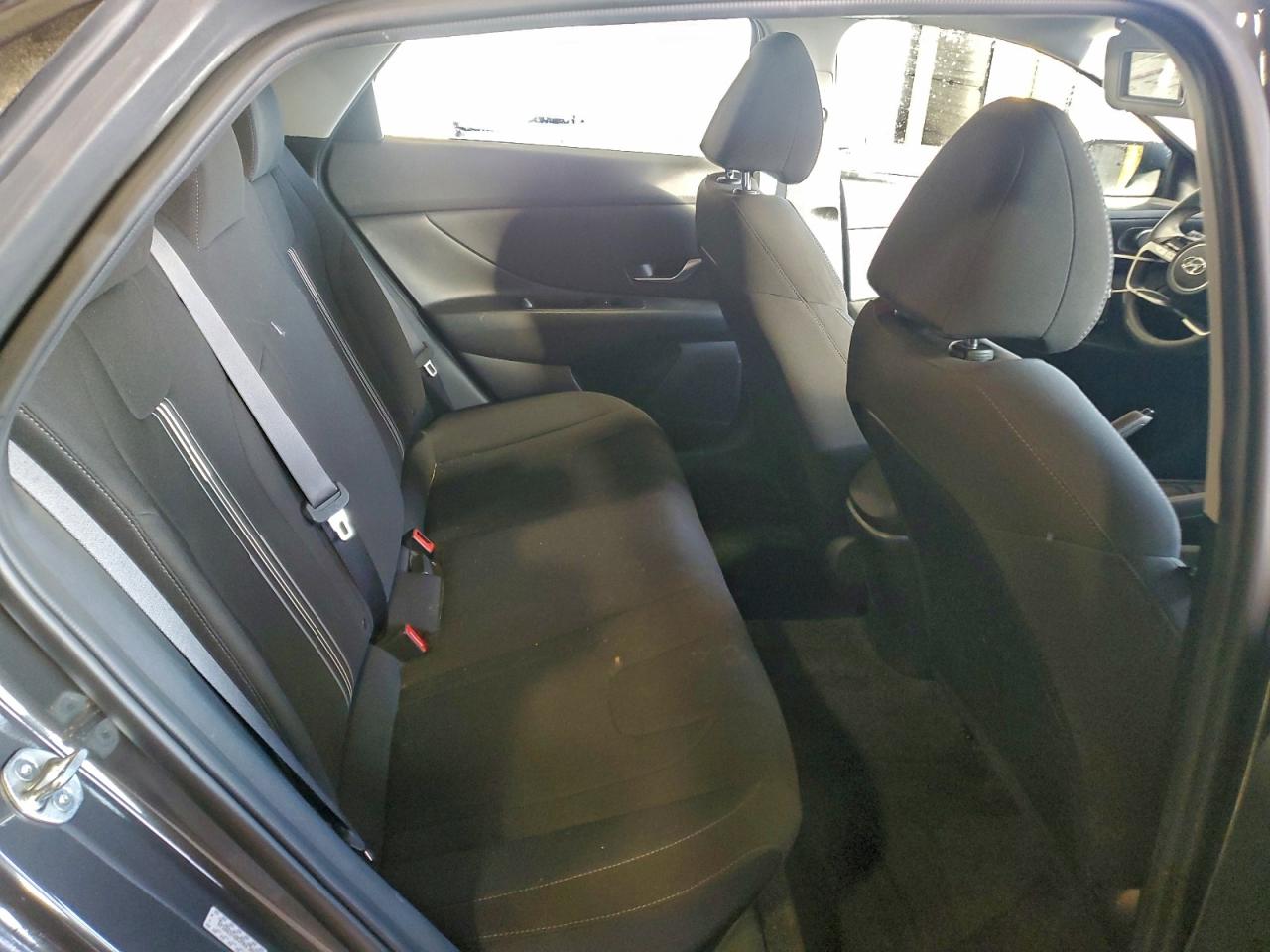 Hyundai ELANTRA Sel