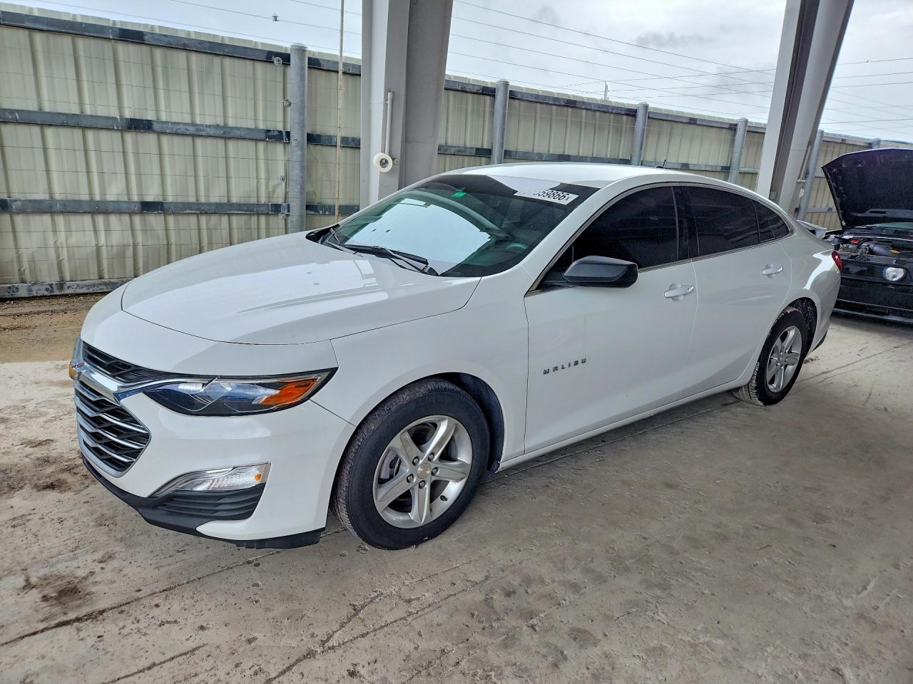 Salvage Chevrolet Malibu Image