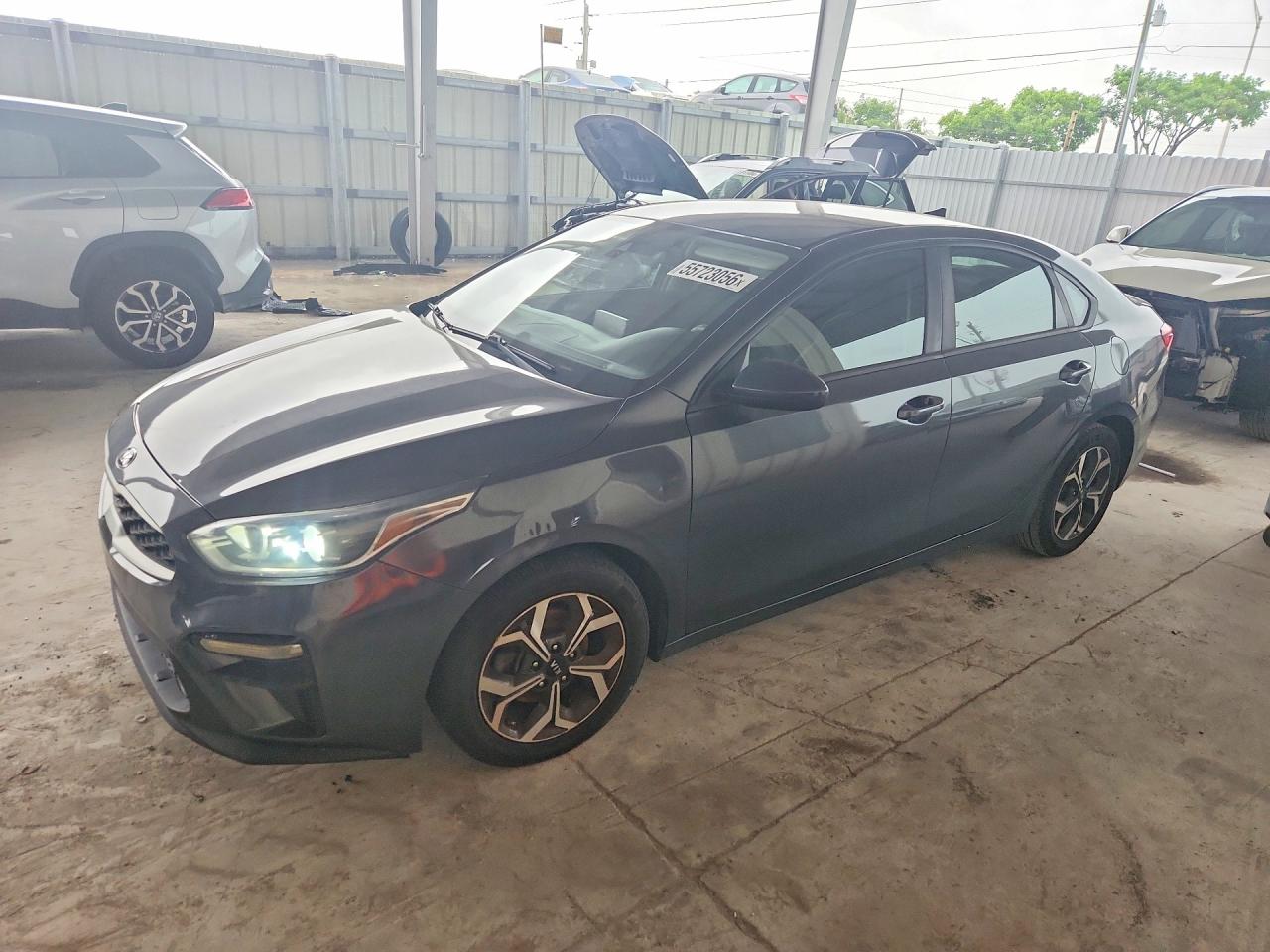 Salvage Kia Forte Image