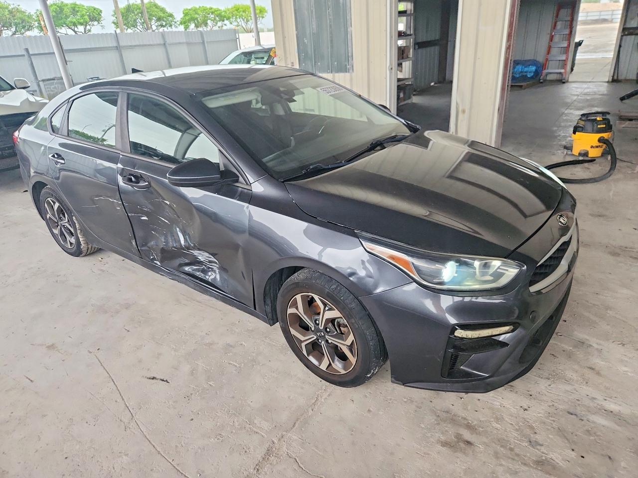 Kia Forte Lxs