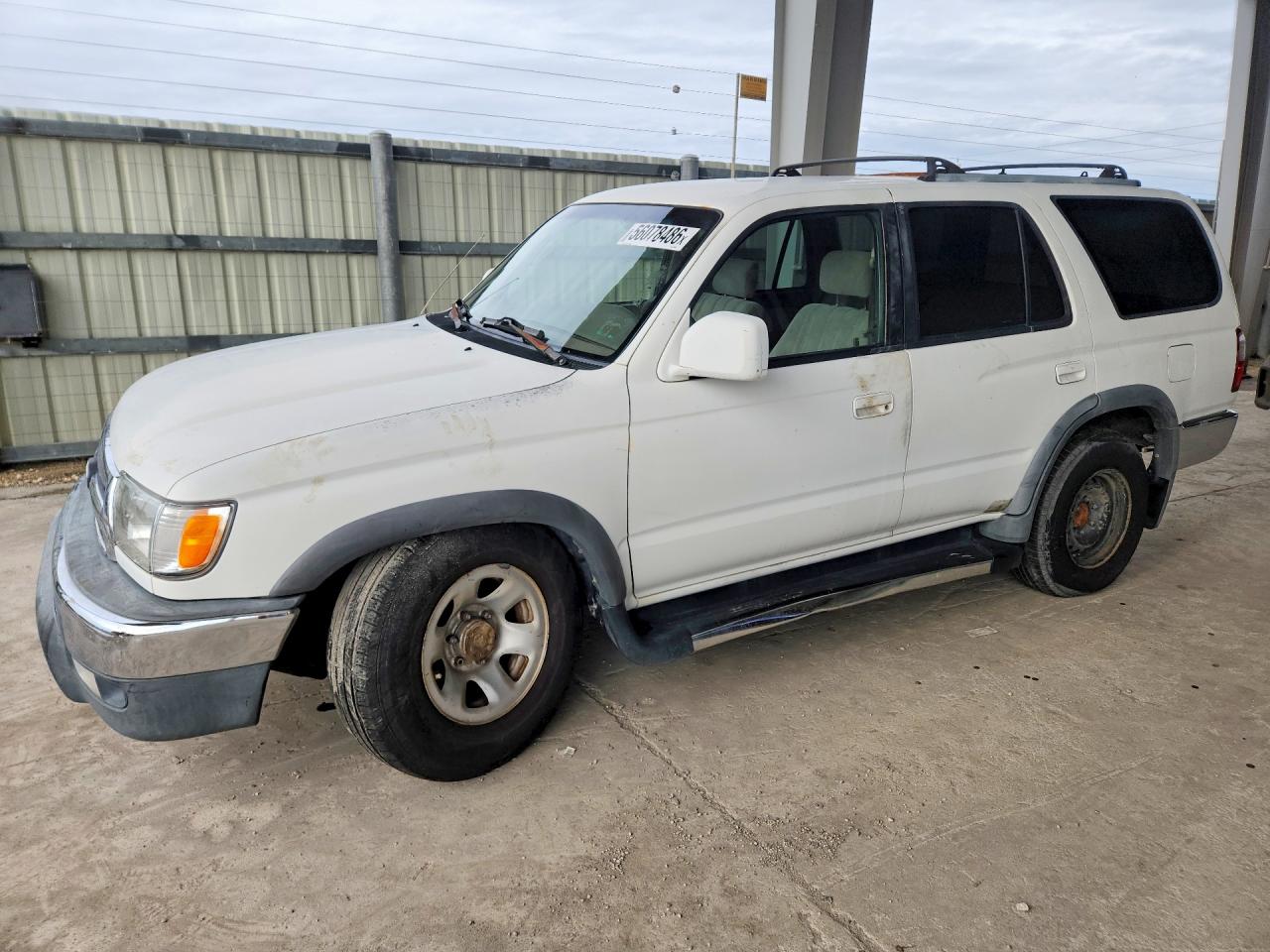 Salvage Toyota 4Runner Image