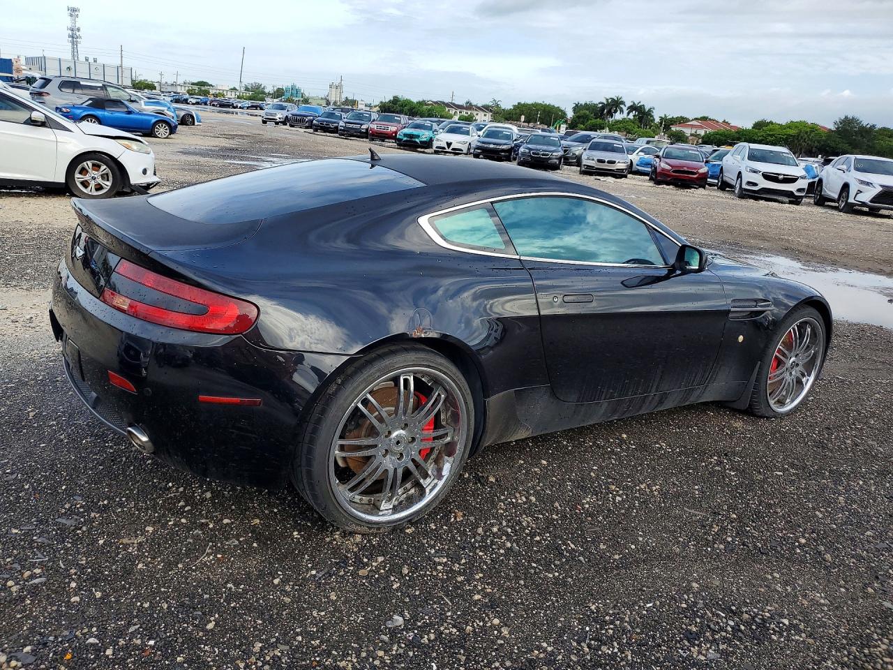 Aston Martin V8 Vantage