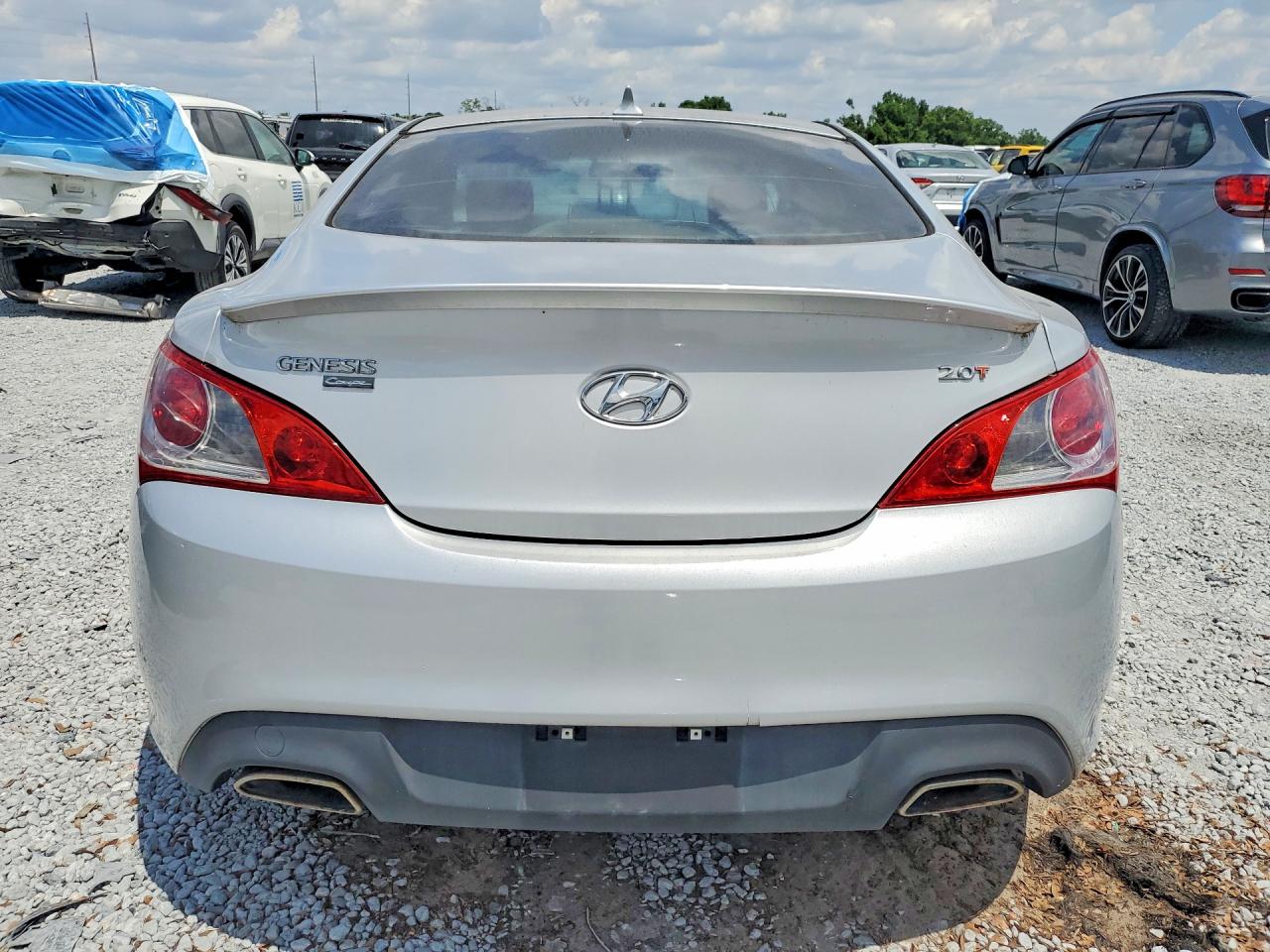 Hyundai Genesis 2.0t