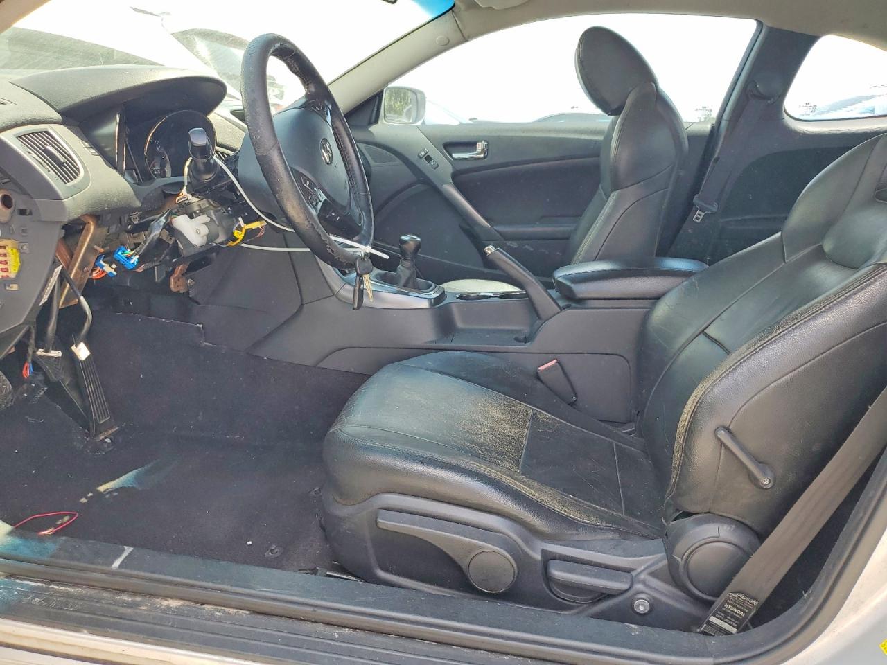 Hyundai Genesis 2.0t