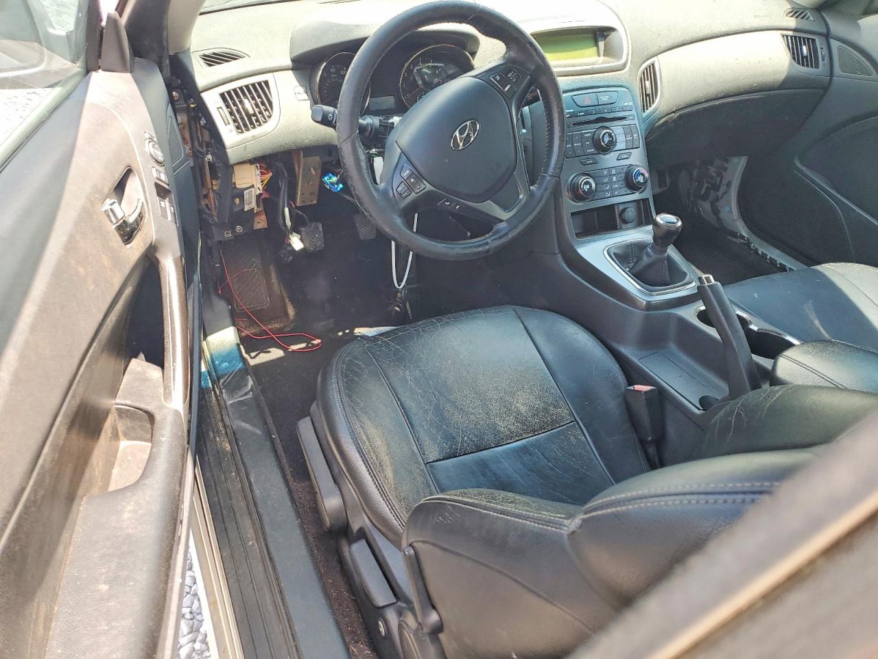 Hyundai Genesis 2.0t