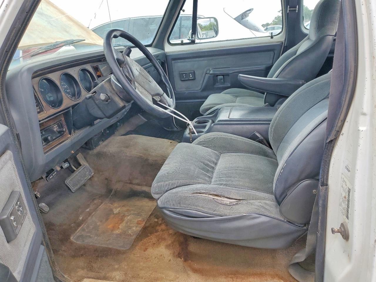 Dodge D-Series D200