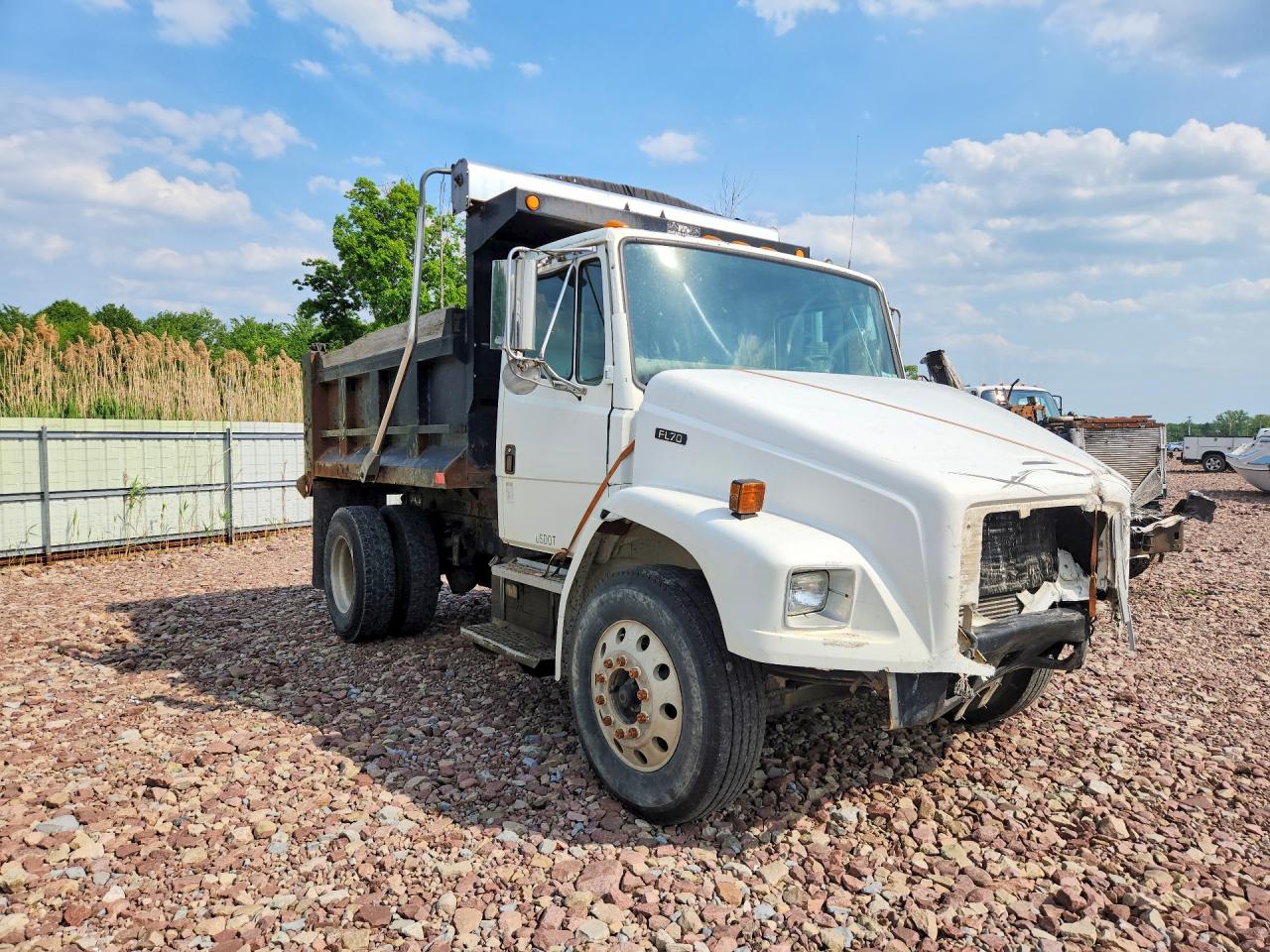 Freightliner F70