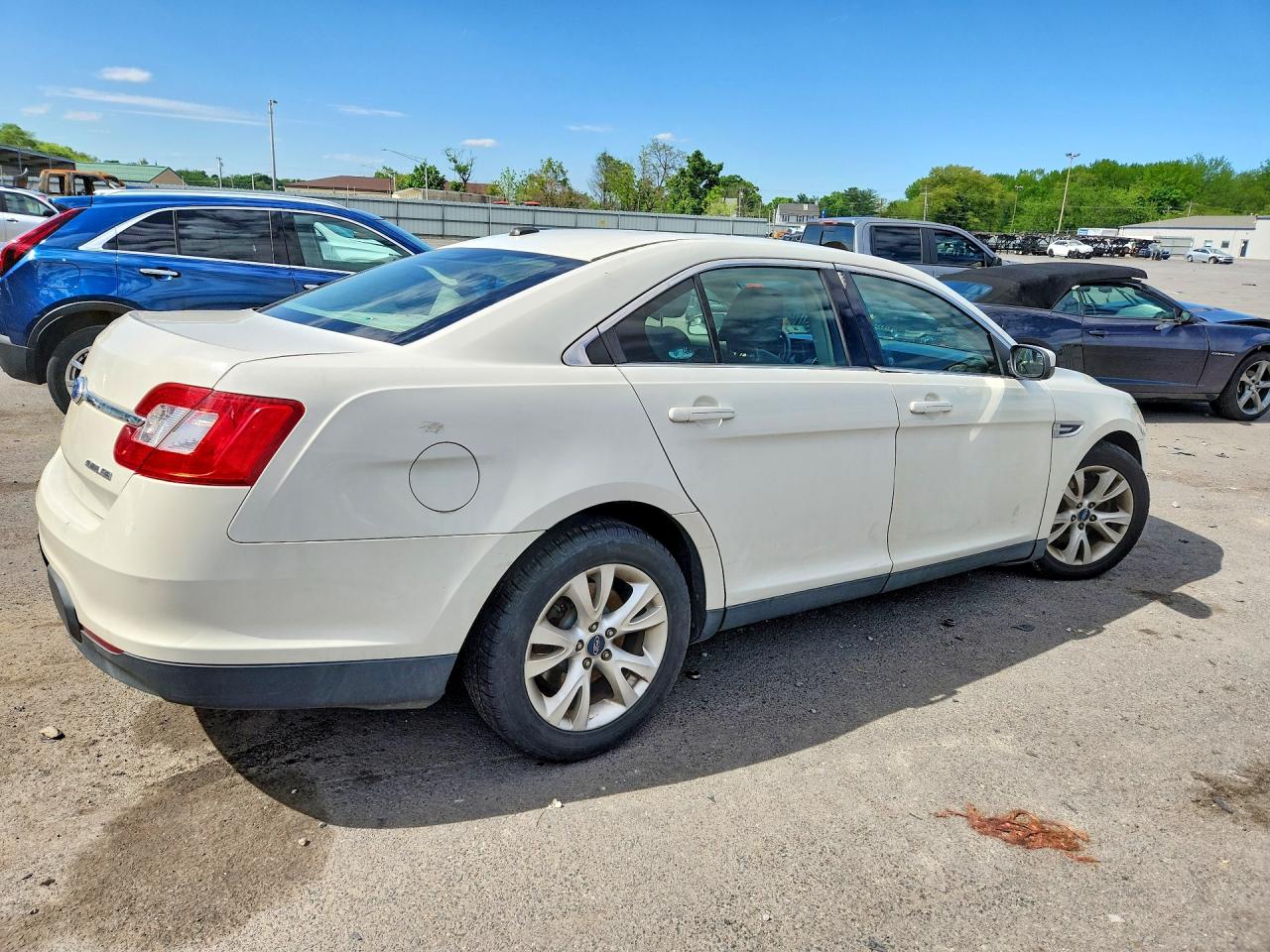 Ford Taurus Sel
