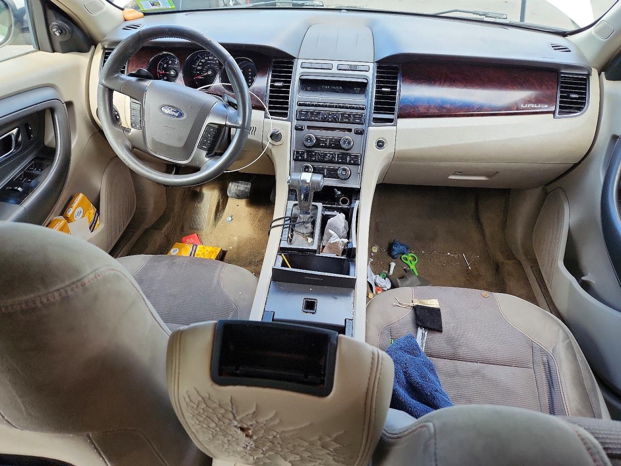 Ford Taurus Sel