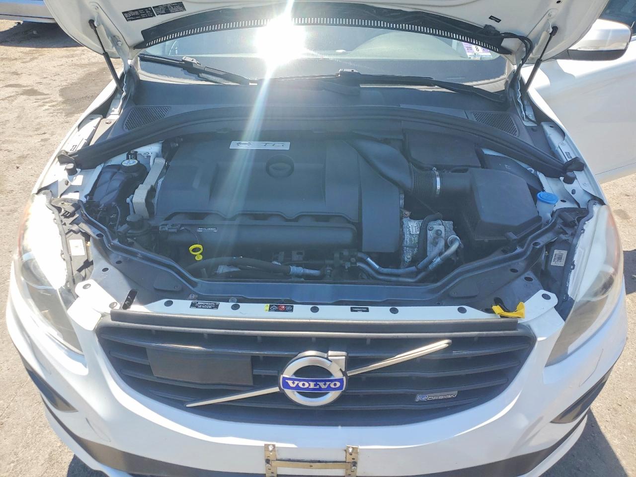 Volvo XC60 T6 R-design Platinum