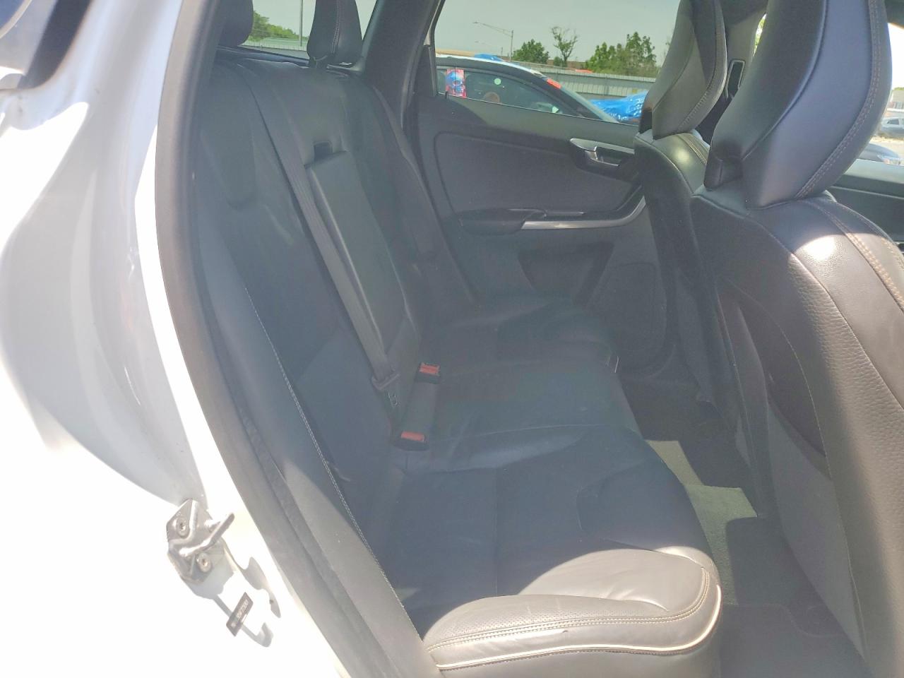 Volvo XC60 T6 R-design Platinum