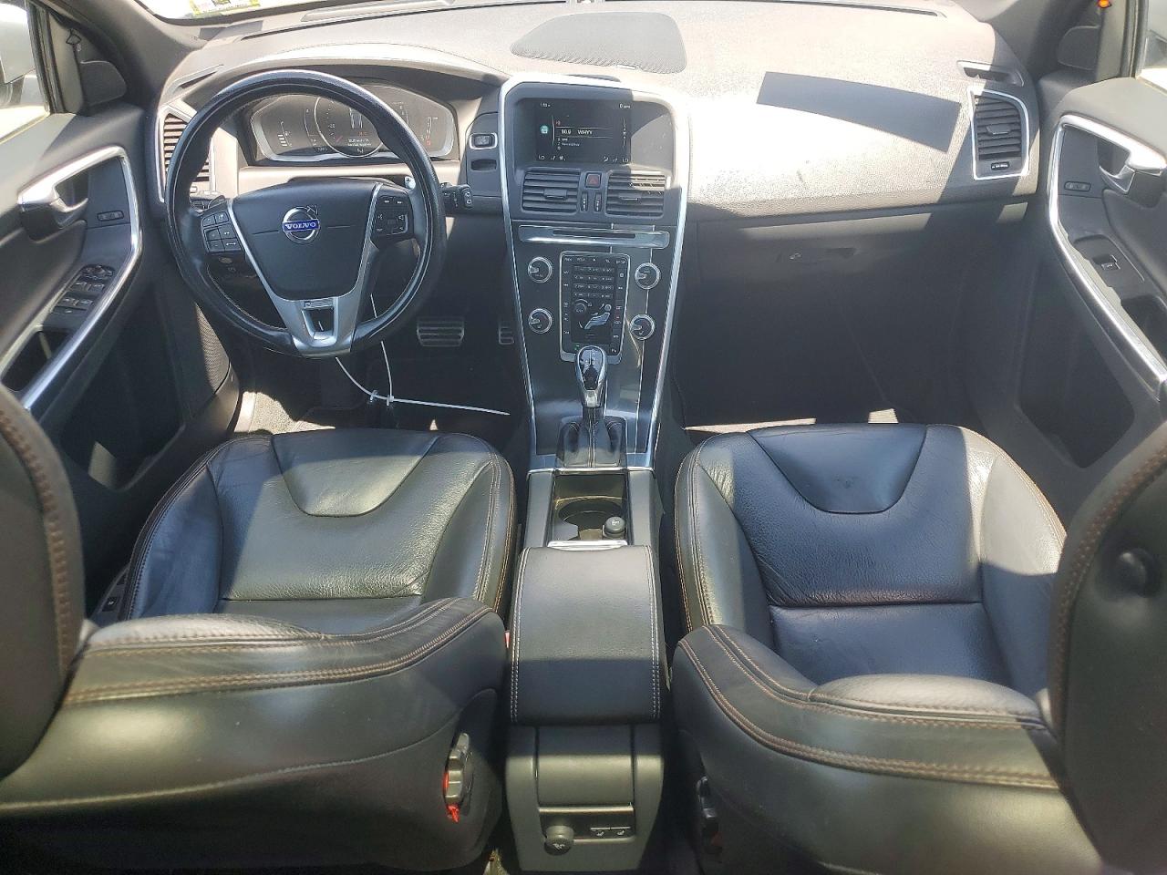 Volvo XC60 T6 R-design Platinum
