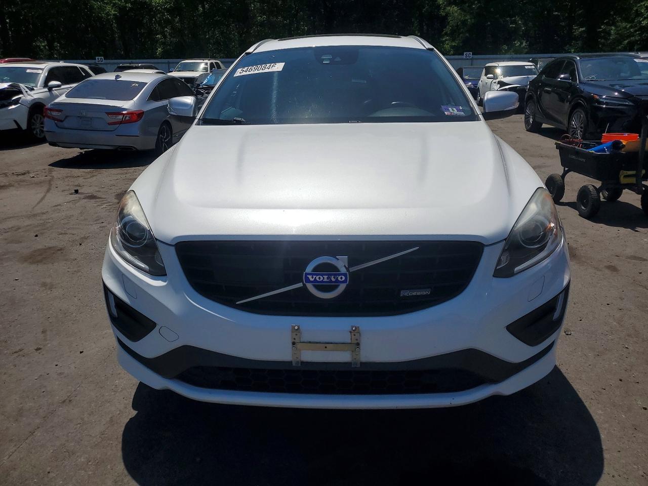 Volvo XC60 T6 R-design Platinum