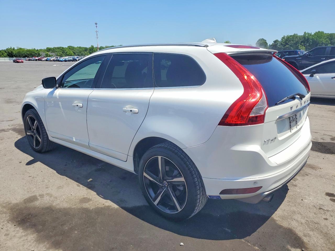 Volvo XC60 T6 R-design Platinum