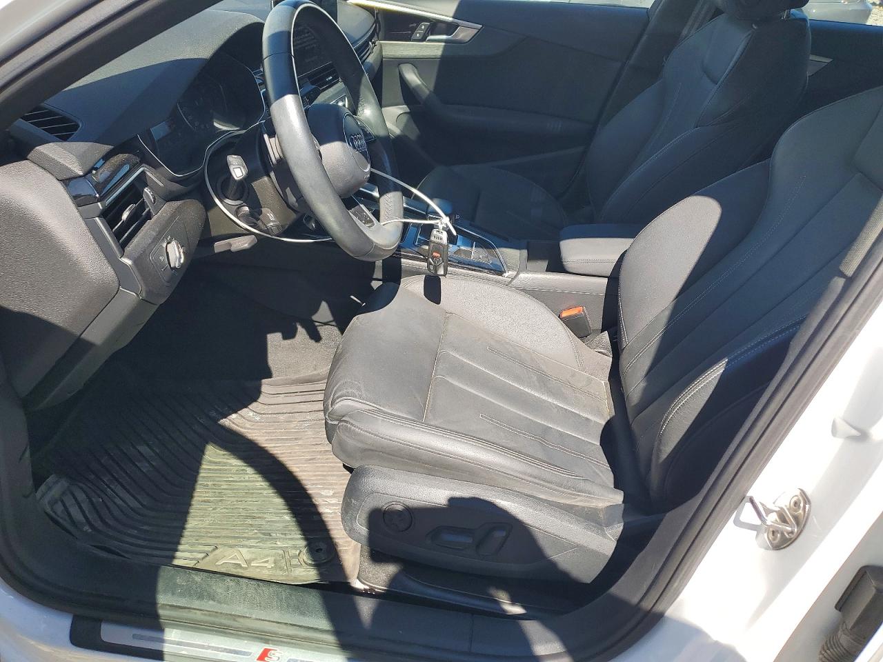 Audi A4 Premium 45