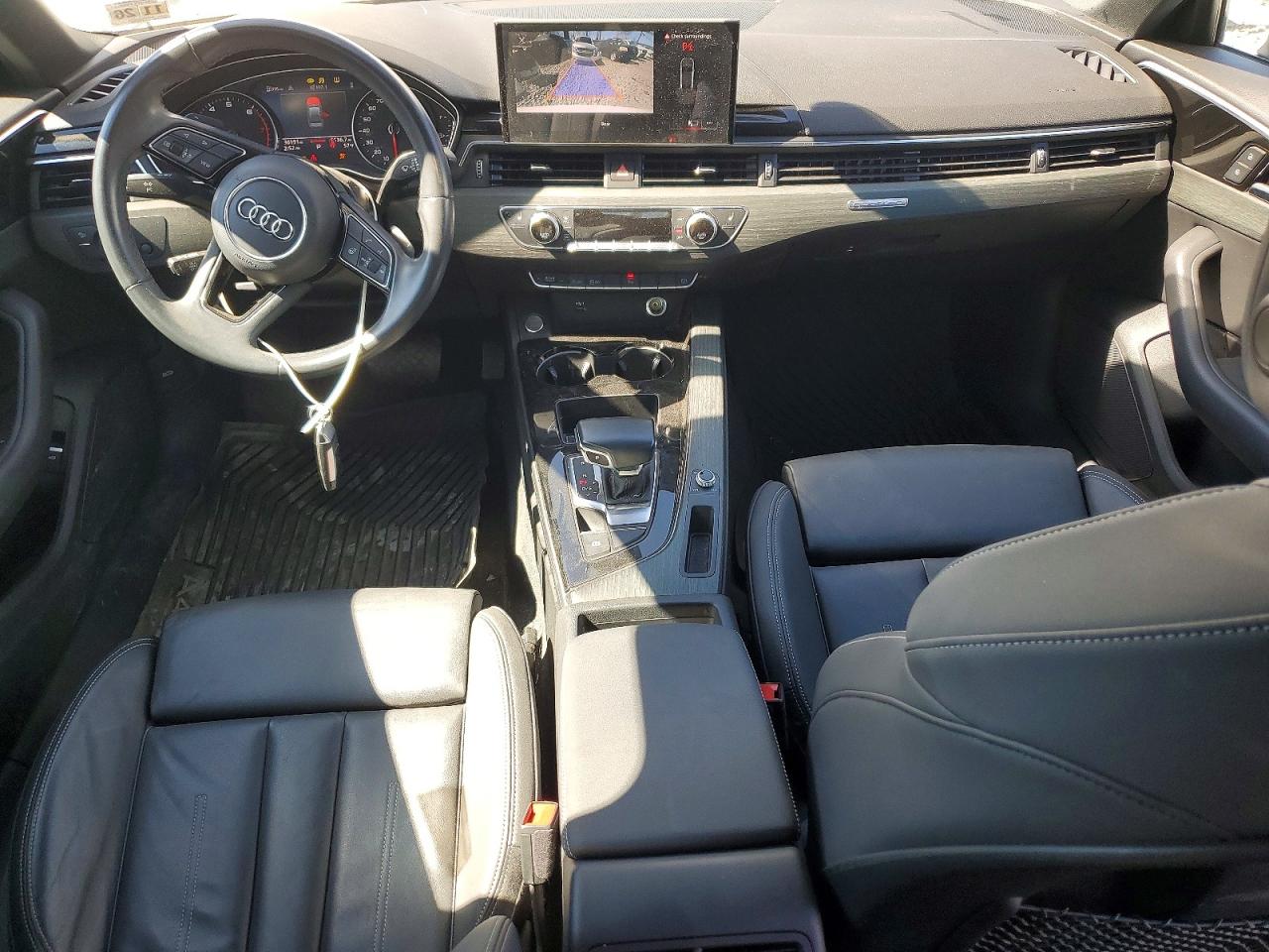Audi A4 Premium 45