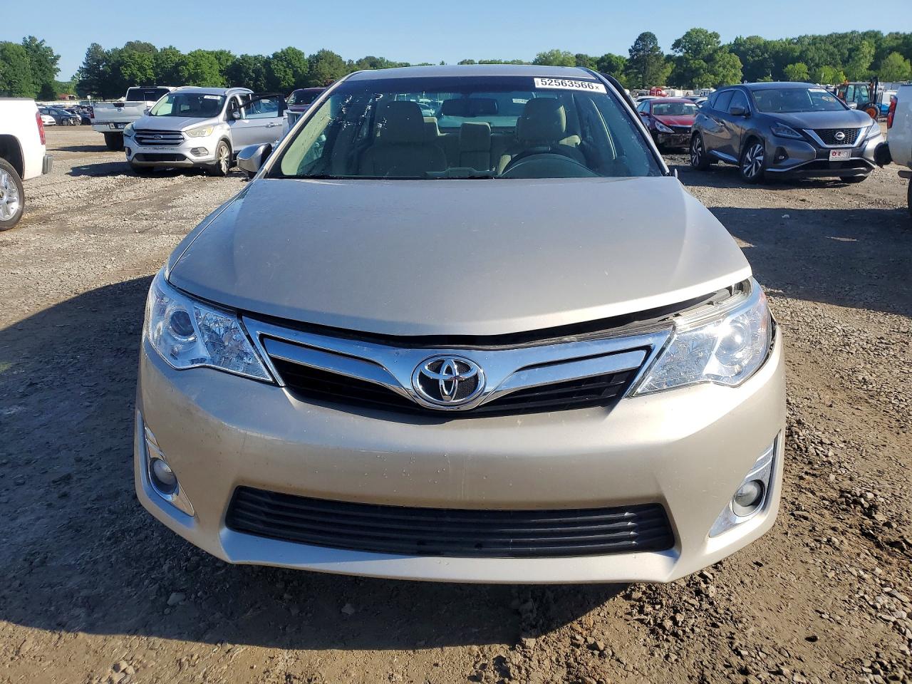Toyota Camry Xle V6
