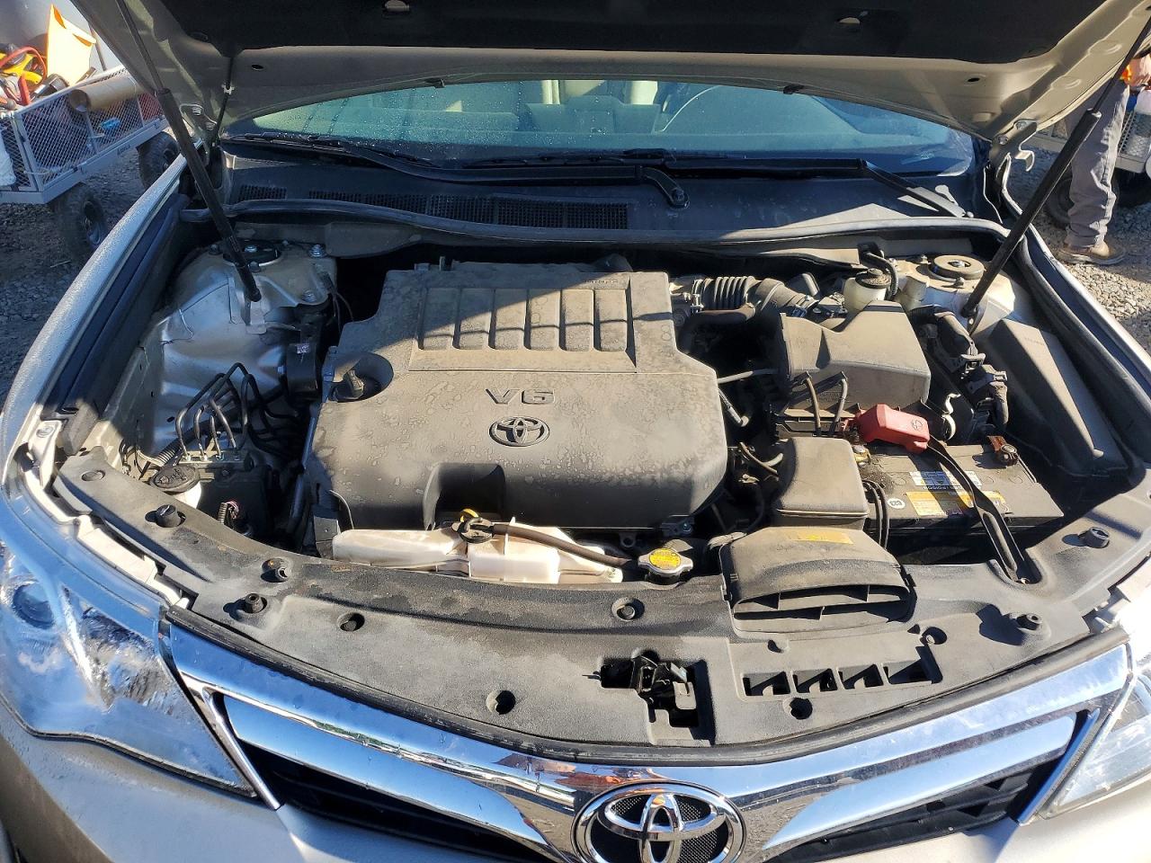 Toyota Camry Xle V6