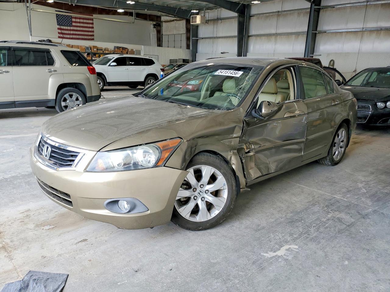 Salvage Honda Accord Image