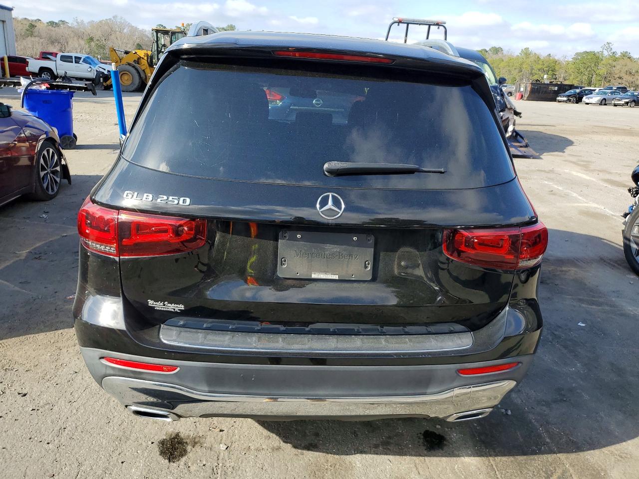 Mercedes-Benz GLB 250