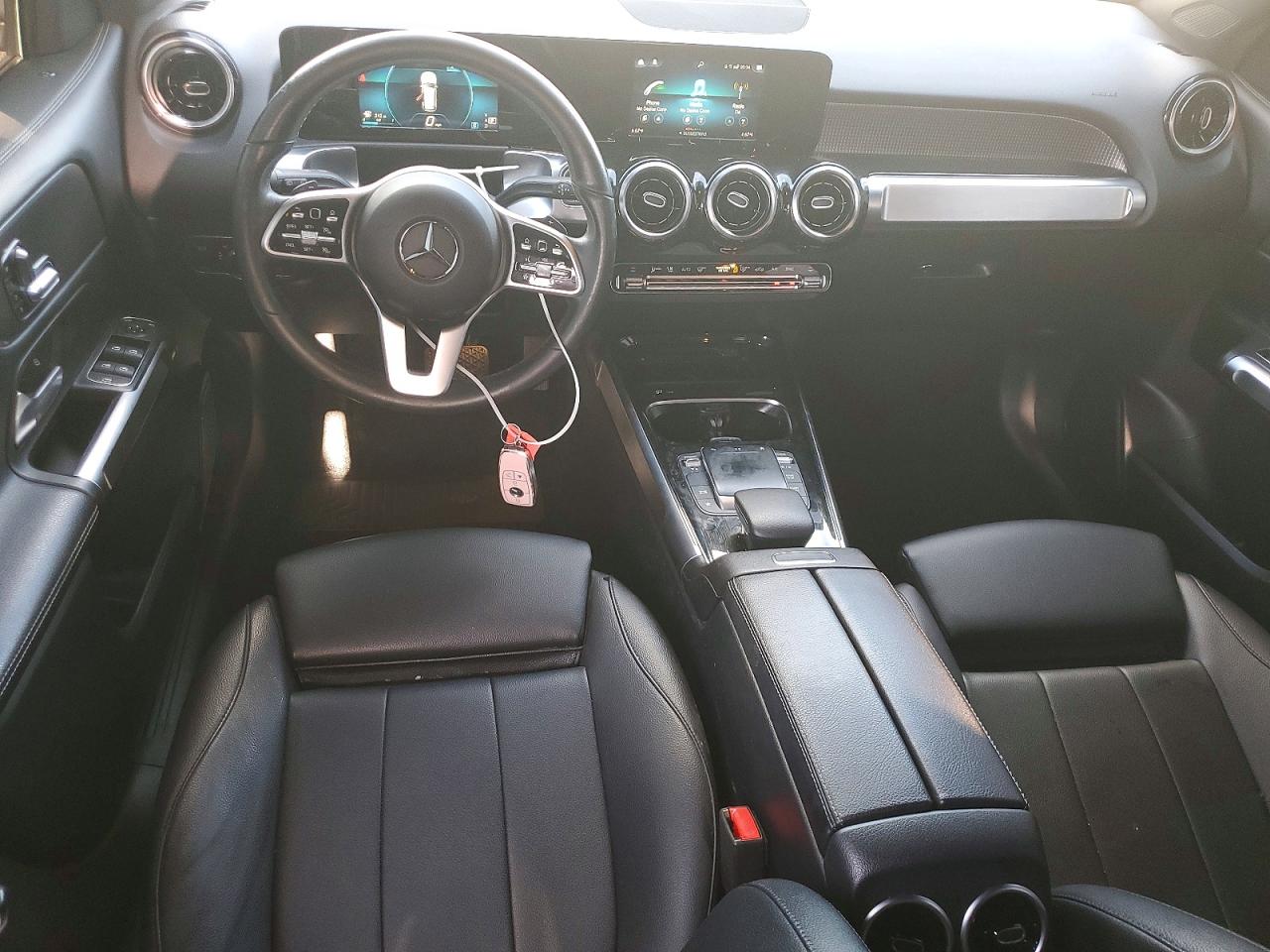 Mercedes-Benz GLB 250