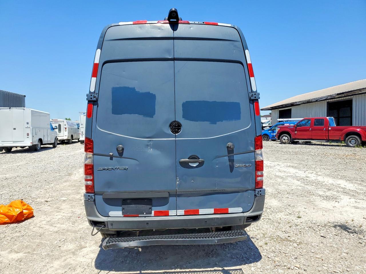 Mercedes-Benz Sprinter 2500