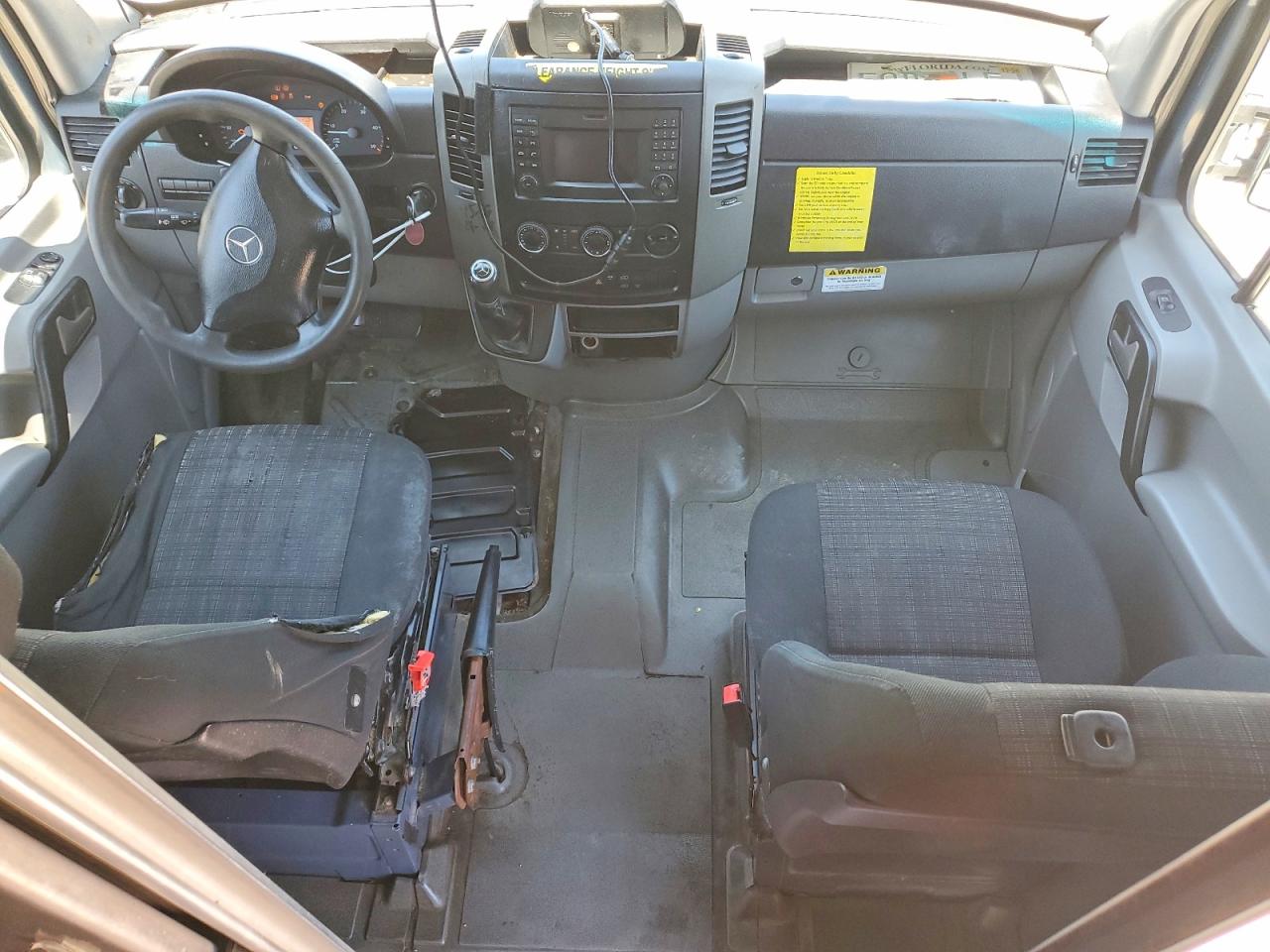 Mercedes-Benz Sprinter 2500
