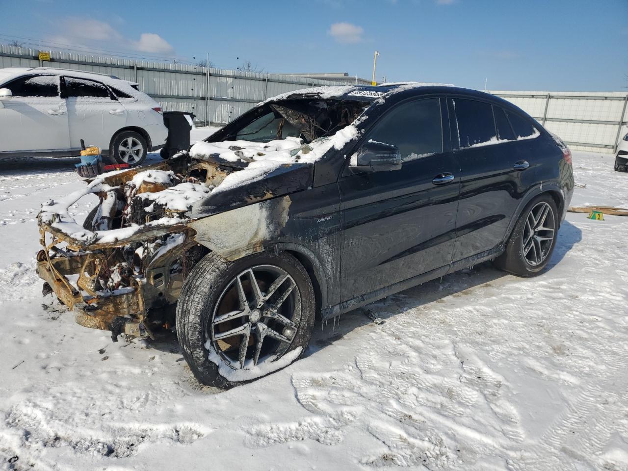 Salvage Mercedes-Benz GLE Image
