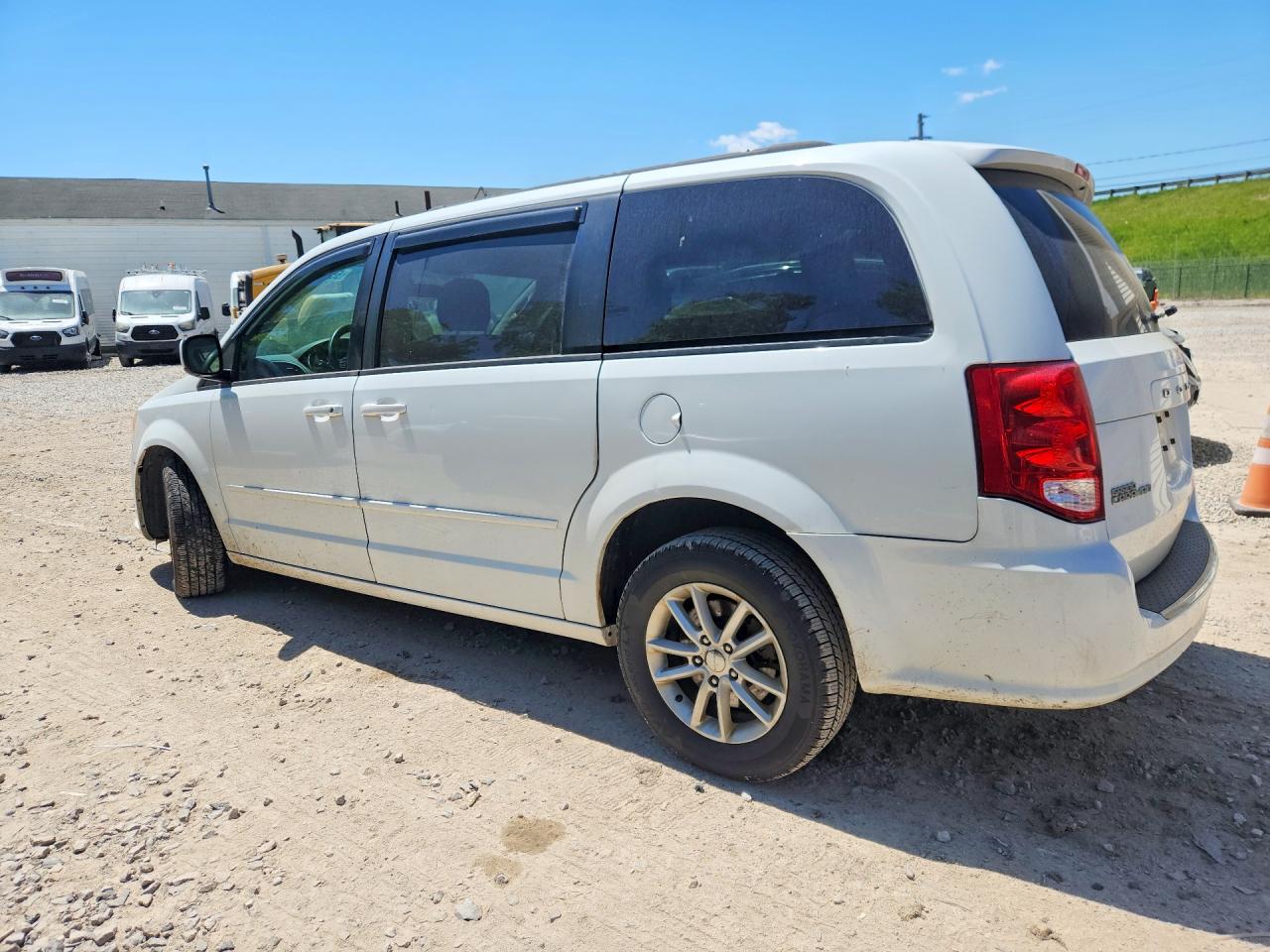 Dodge Caravan Sxt