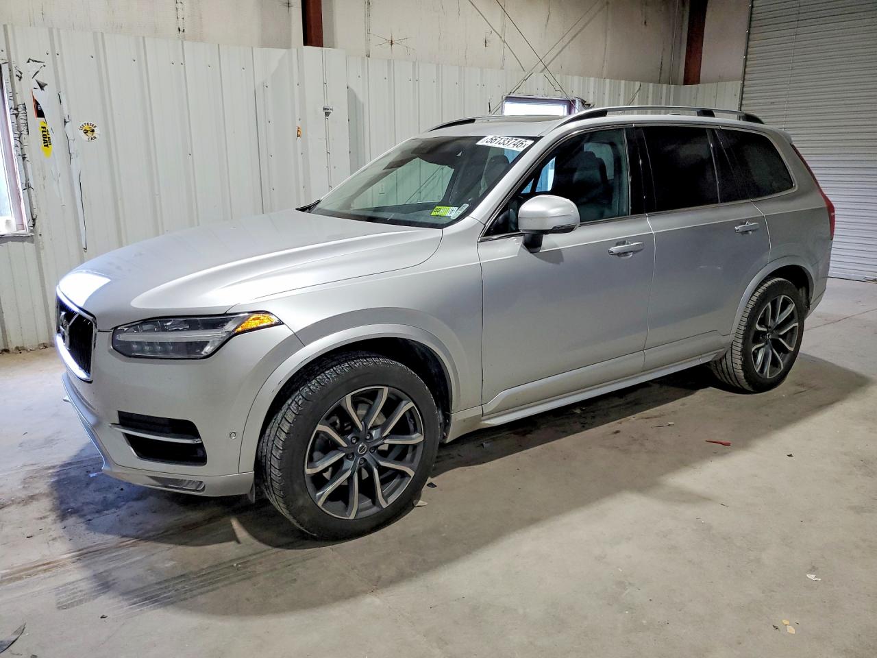 Salvage Volvo XC90 Image