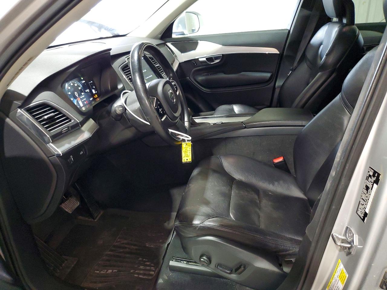 Volvo XC90 T5