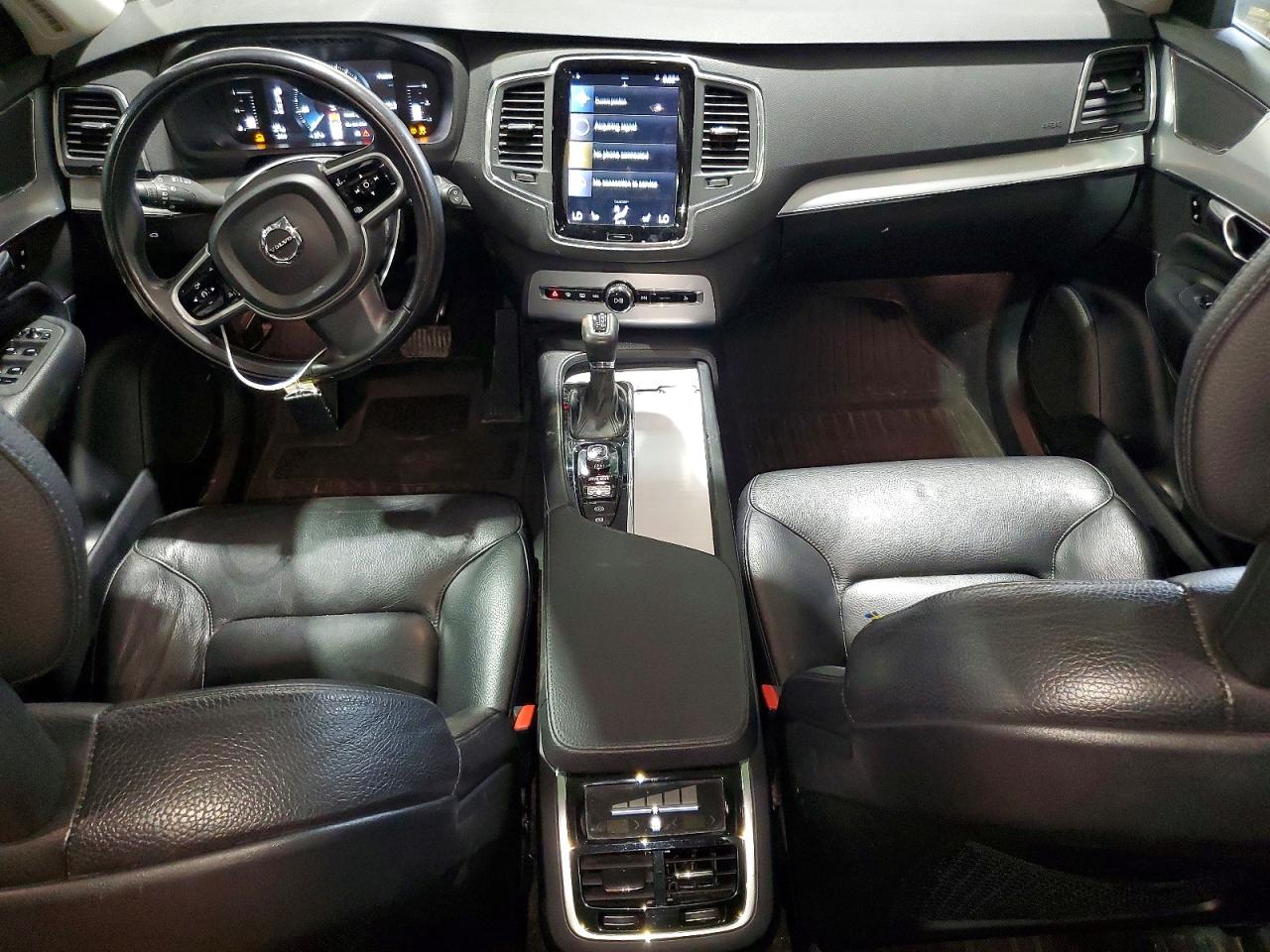 Volvo XC90 T5