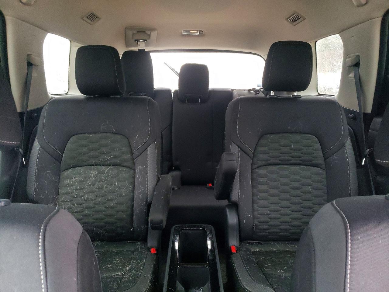 Nissan Pathfinder Sv