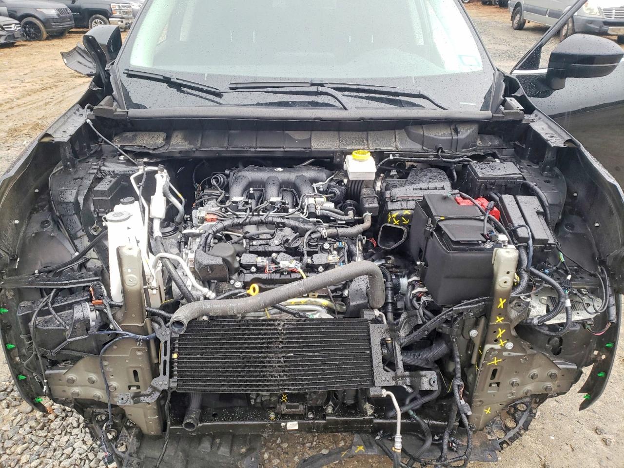 Nissan Pathfinder Sv
