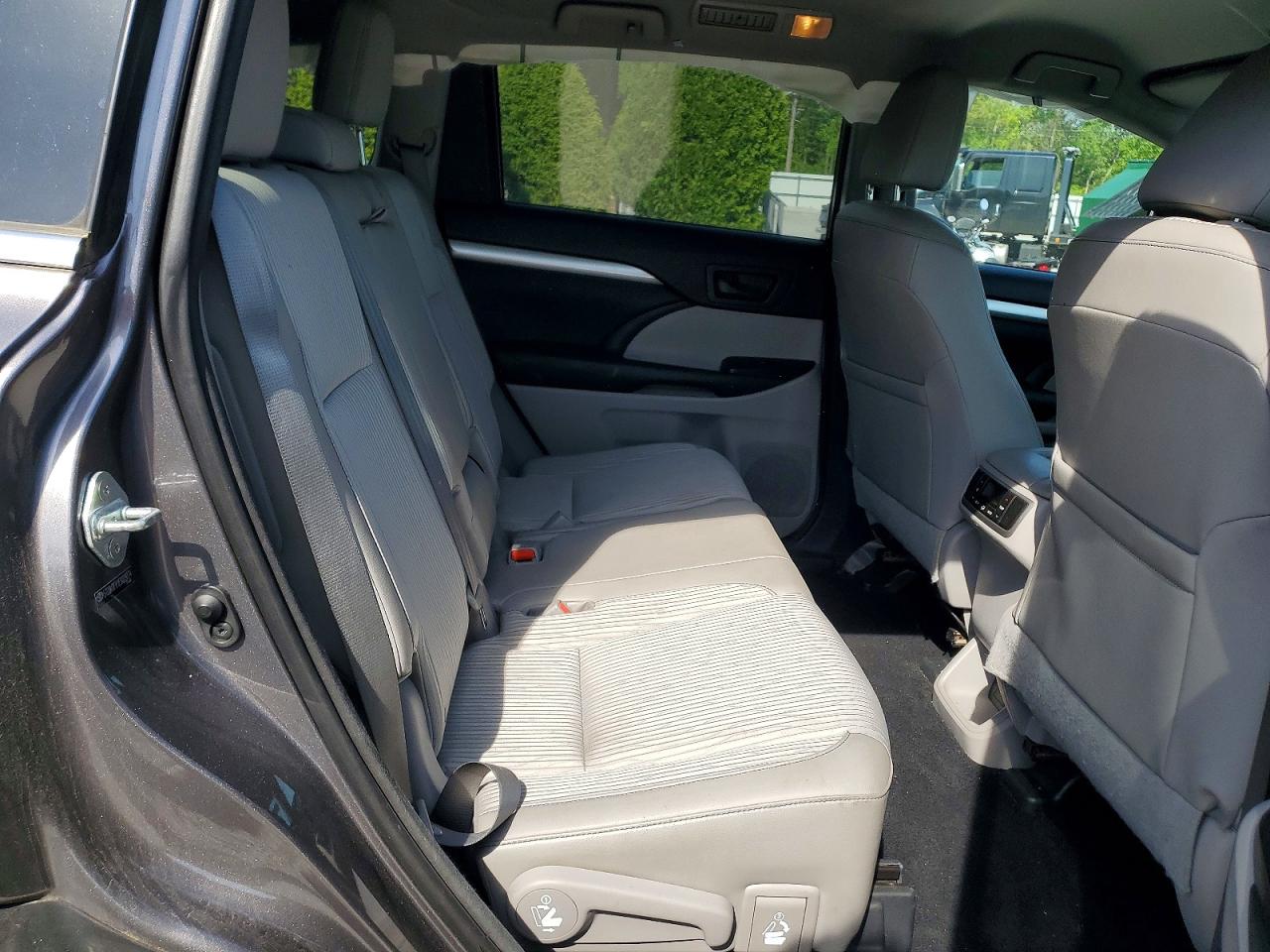 Toyota Highlander Le Plus