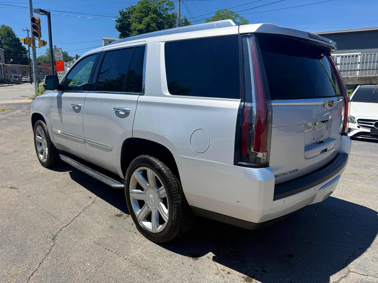 Cadillac Escalade Luxury