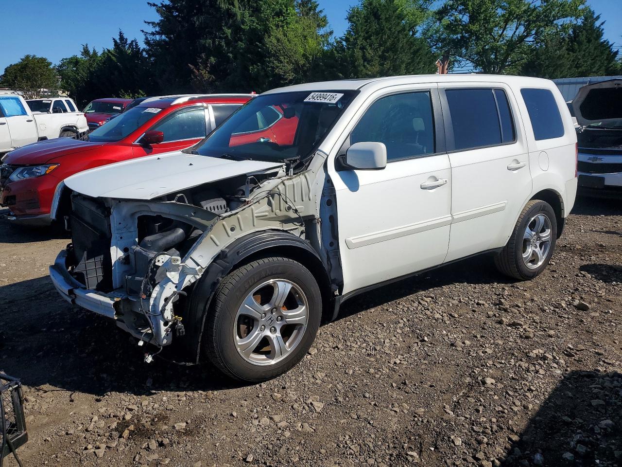 Salvage Honda Pilot Image