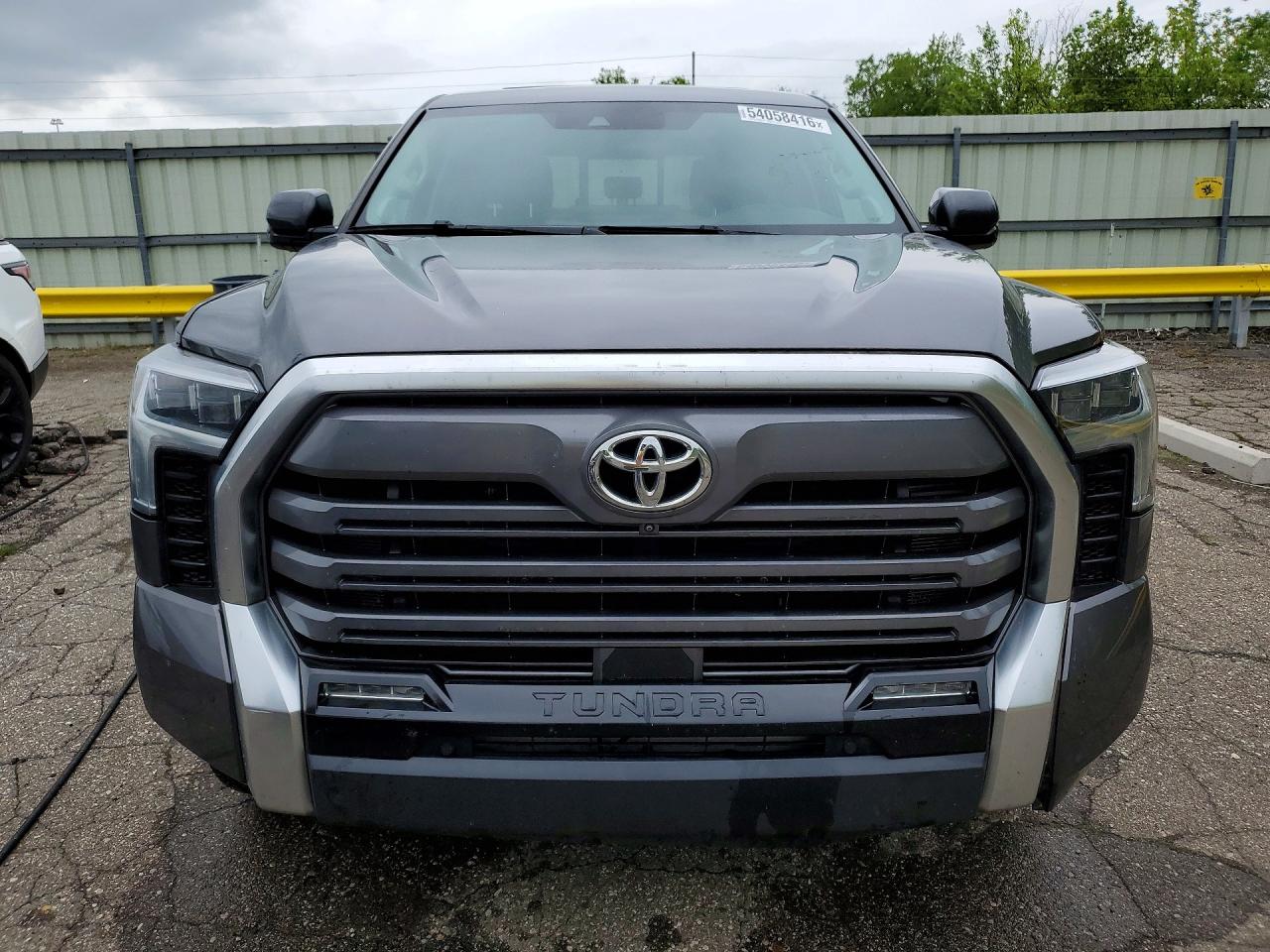 Toyota Tundra Double Cab Limited