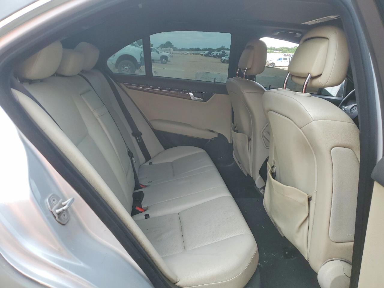 Mercedes-Benz C-Class 300