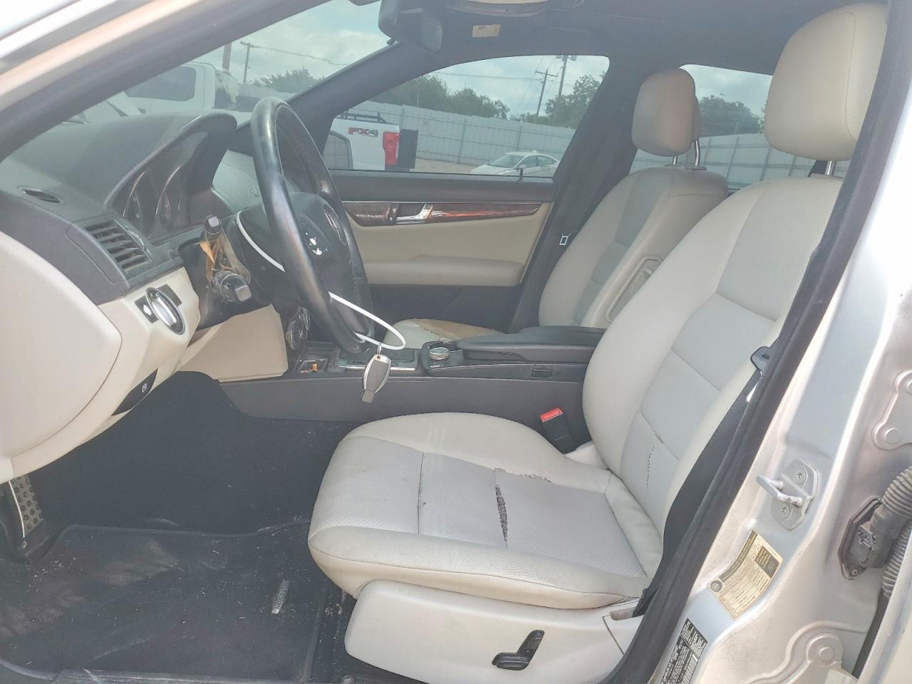 Mercedes-Benz C-Class 300
