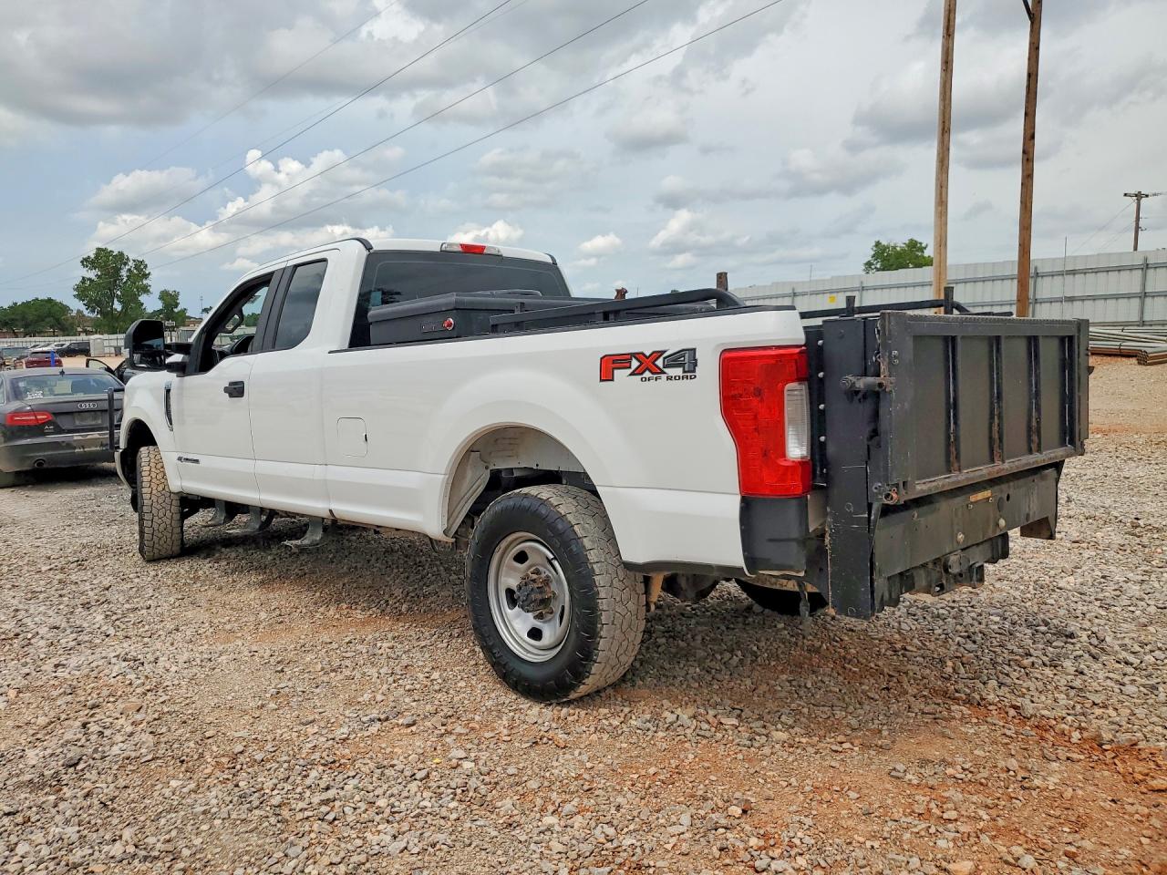 Ford F-350 Super Duty