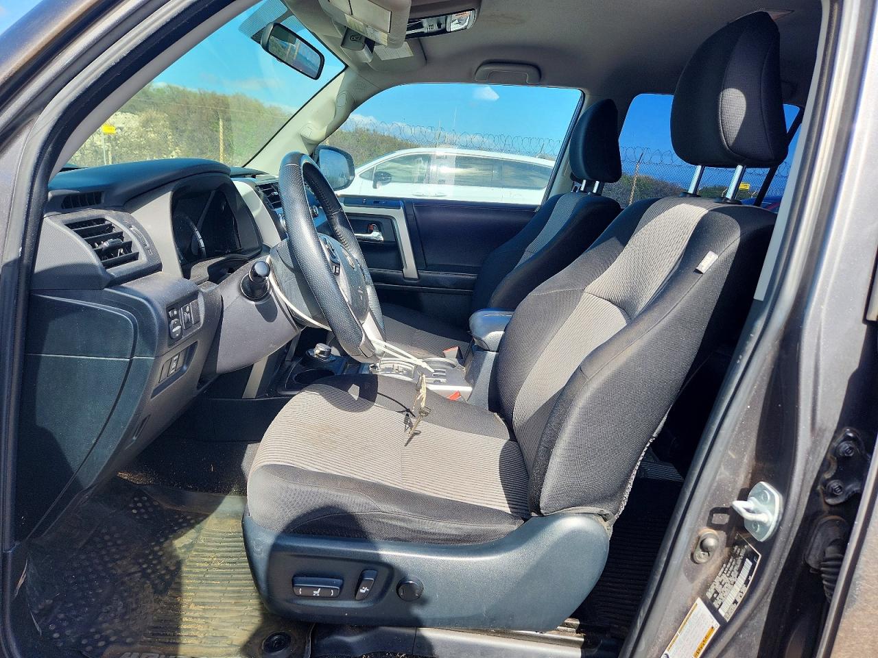 Toyota 4Runner Sr5