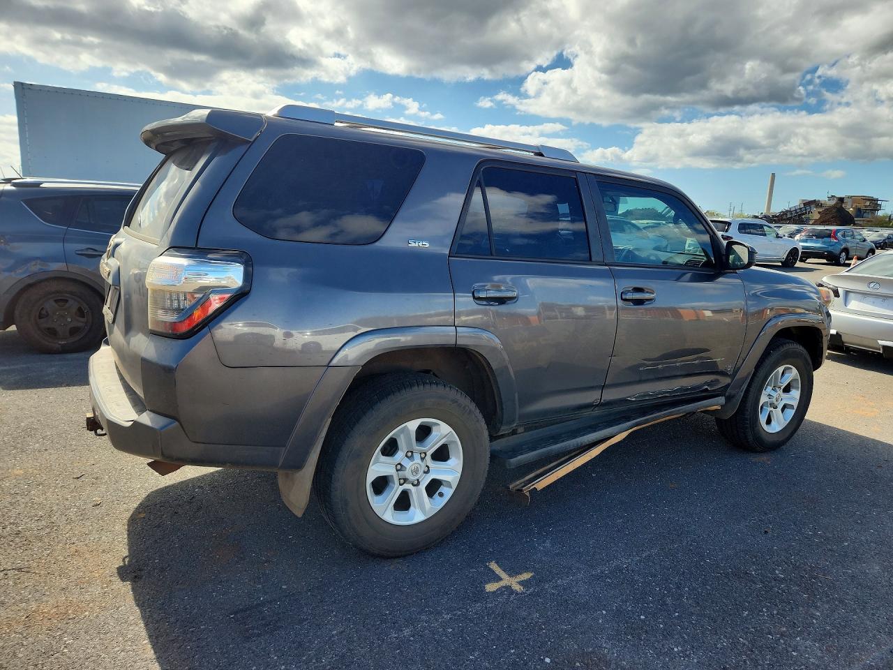 Toyota 4Runner Sr5